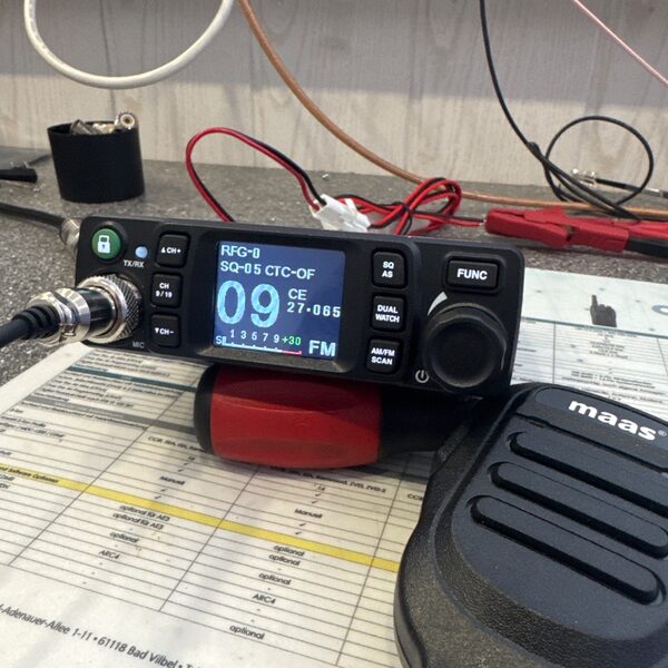MAAS KCB-4000  CB Mobilfunkgerät