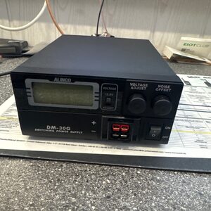 ALINCO DM-30-G Schaltnetzteil 20 Ampere Anderson