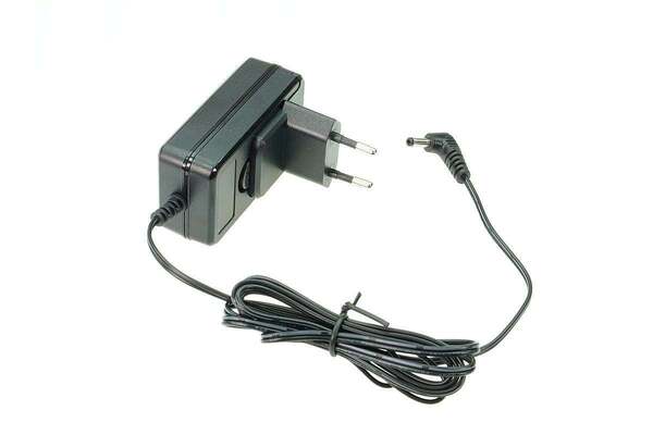 Vorschau YAESU SAD-26C Netzteil für Ladeschale SBH-22